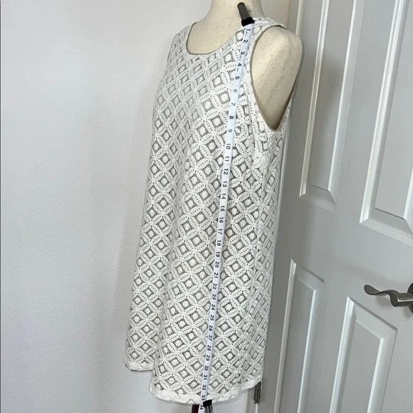 Apt.9 Chic White Sleeveless Lace Dress - Picture 8 of 10